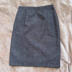 Liz Claiborne Wool Blend Pencil Skirt -- Size 6